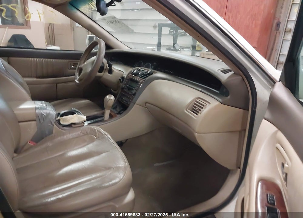 2000 TOYOTA AVALON XLS VIN: 4T1BF28B5YU006028