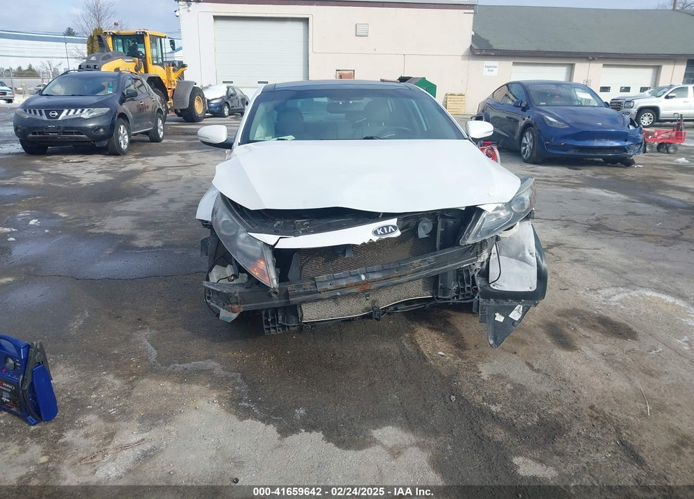2011 KIA OPTIMA EX VIN: KNAGN4A79B5169102