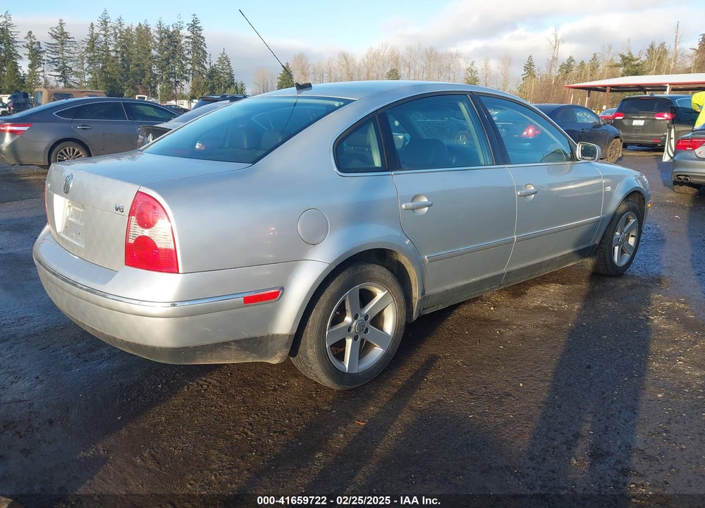2004 VOLKSWAGEN PASSAT VIN: WVWRH63B34P057015
