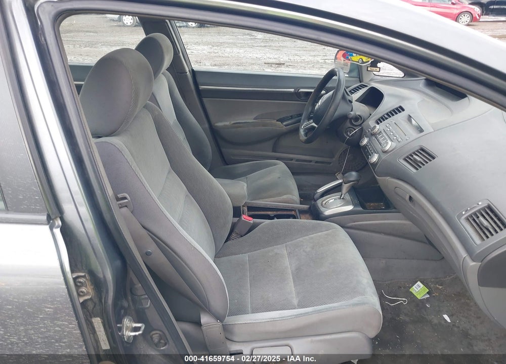 2009 HONDA CIVIC VIN: 1HGFA16809L004752