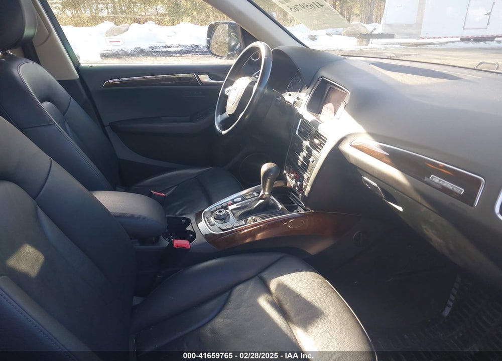 2012 AUDI Q5 2.0T PREMIUM VIN: WA1LFAFP0CA083444