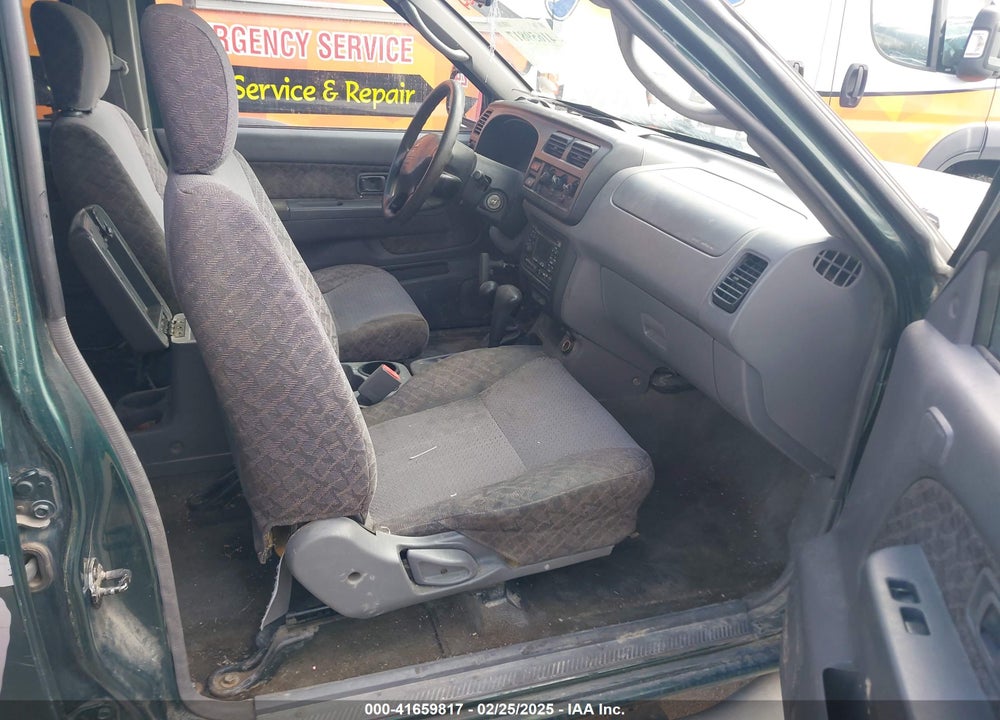 2000 NISSAN XTERRA SE/XE VIN: 5N1ED28Y1YC550884