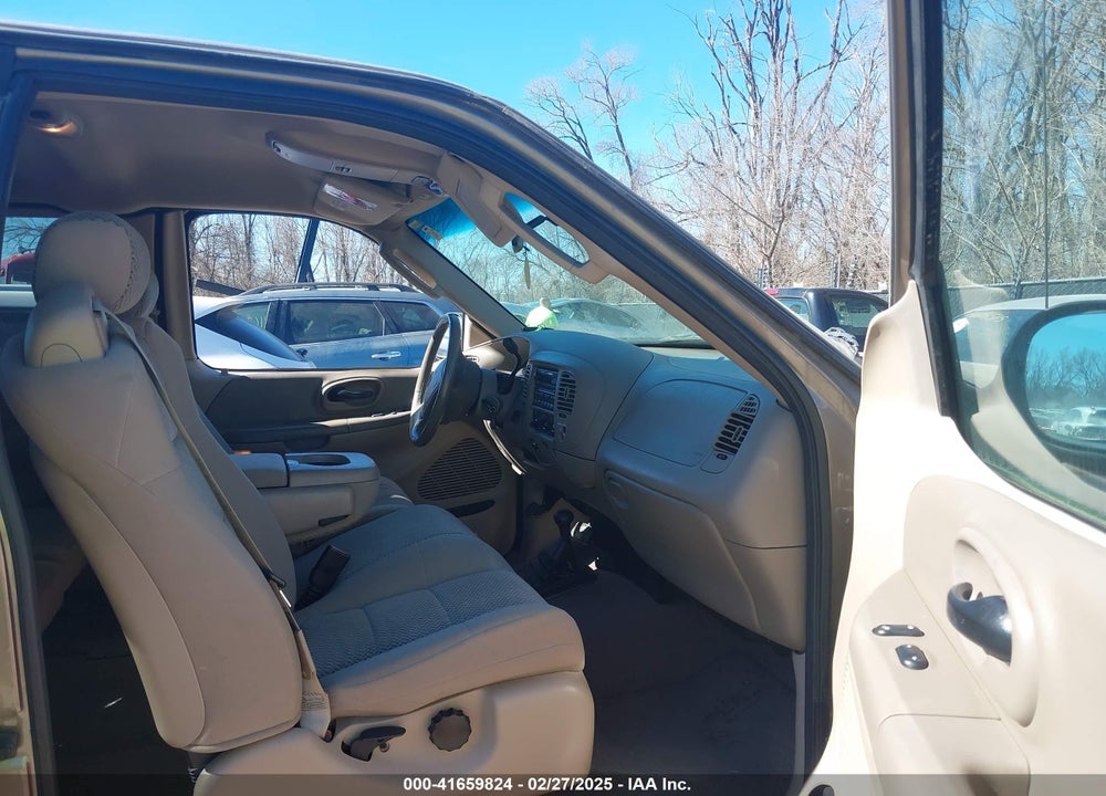 2002 FORD F-150 LARIAT/XL/XLT VIN: 1FTRX18LX2NB41834