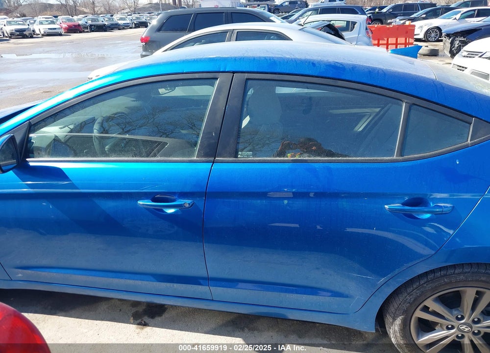 2018 HYUNDAI ELANTRA VIN: 5NPD84LF8JH216913