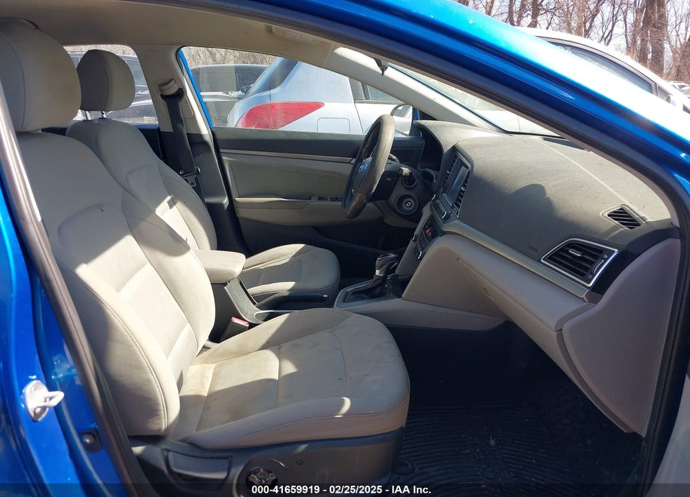 2018 HYUNDAI ELANTRA VIN: 5NPD84LF8JH216913