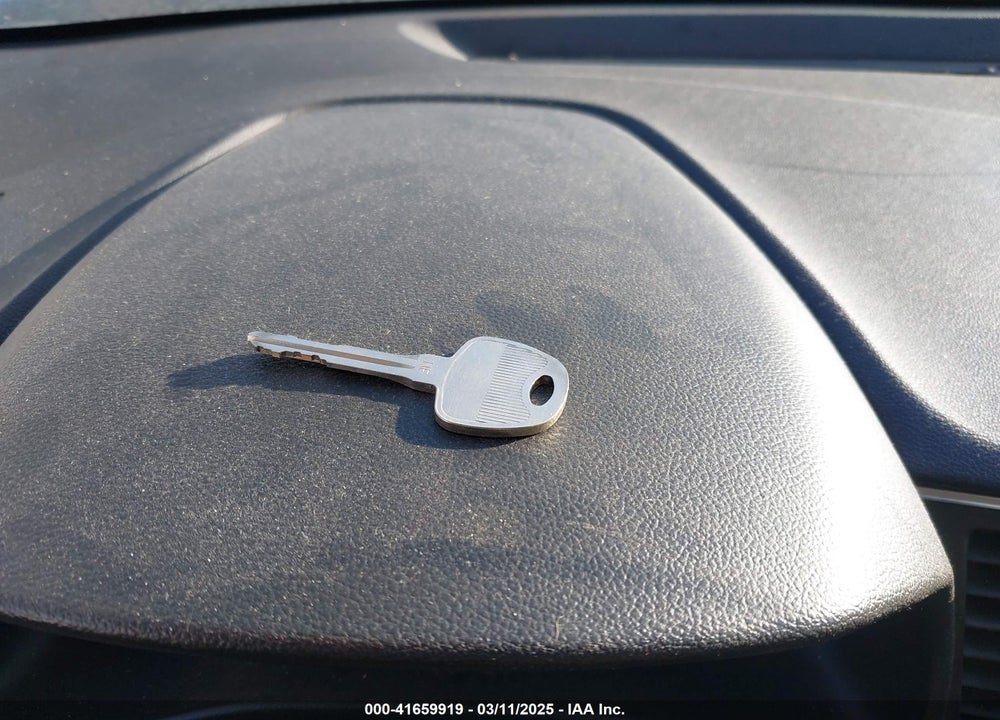 2018 HYUNDAI ELANTRA VIN: 5NPD84LF8JH216913