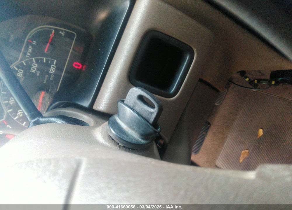 1999 FORD WINDSTAR LX VIN: 2FMZA5146XBB09635