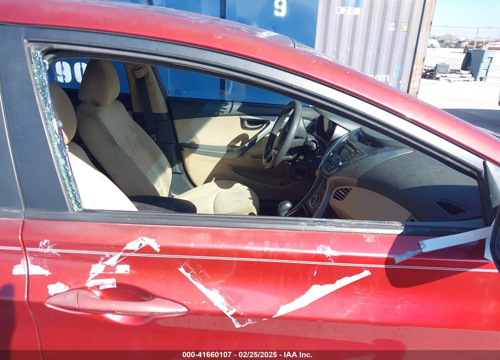 2013 HYUNDAI ELANTRA VIN: 5NPDH4AE8DH247075