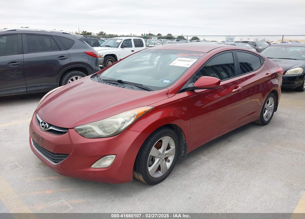 2013 HYUNDAI ELANTRA VIN: 5NPDH4AE8DH247075