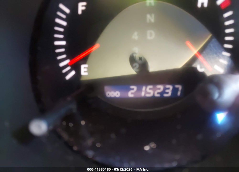 2005 LEXUS ES 330 VIN: JTHBA30G055137856