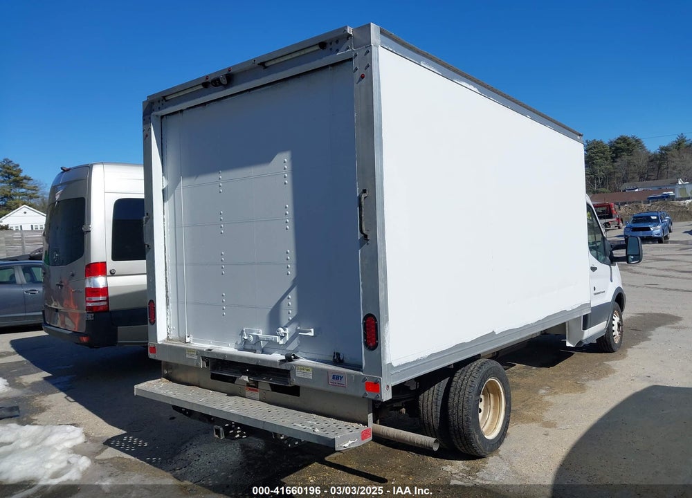 2018 FORD TRANSIT-350 CAB VIN: 1FDBF8ZM0JKA87380