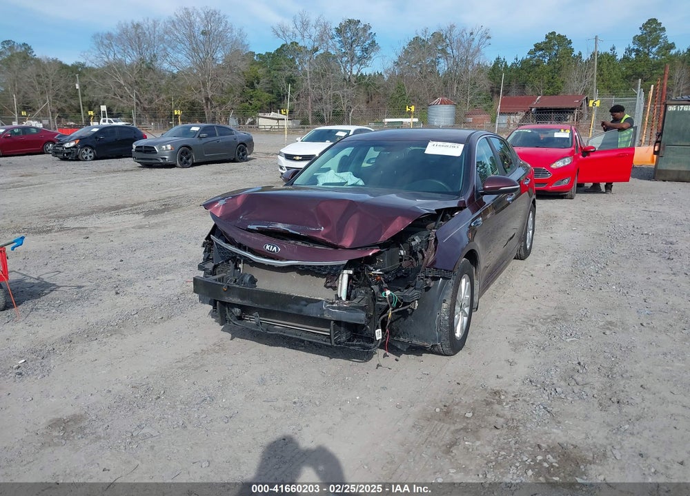 2018 KIA OPTIMA VIN: 5XXGT4L35JG193944