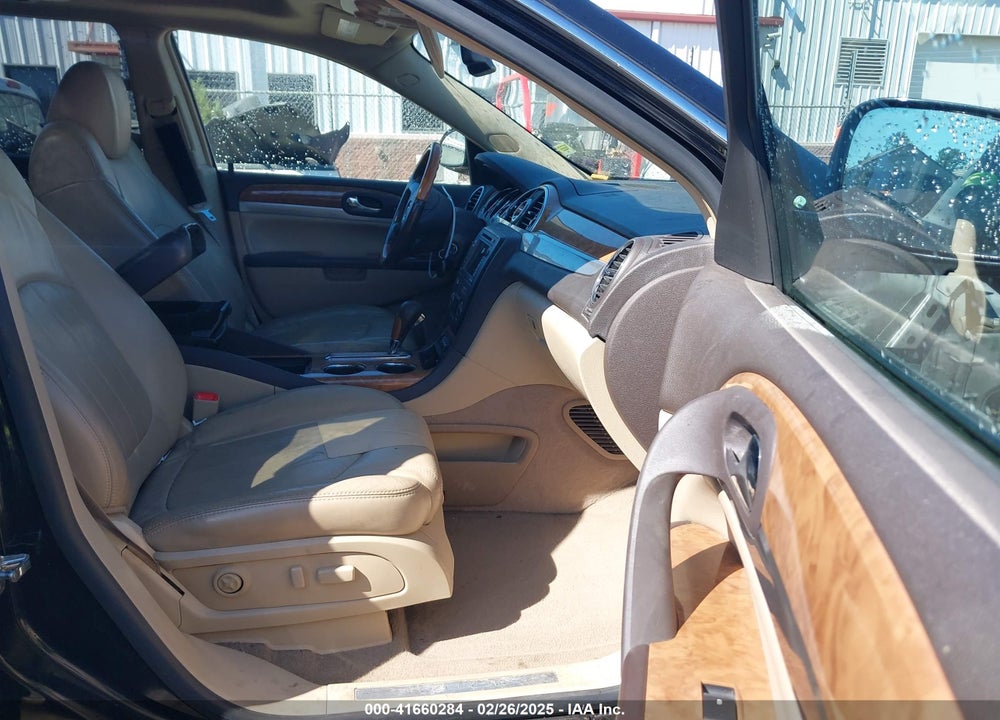 2008 BUICK ENCLAVE CXL VIN: 5GAEV23798J280987