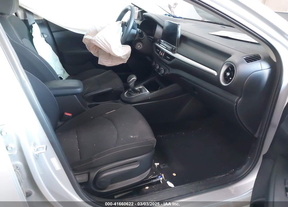 2021 KIA FORTE VIN: 3KPF24AD0ME269626