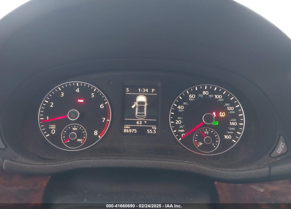 2012 VOLKSWAGEN PASSAT VIN: 1VWCH7A3XCC100579