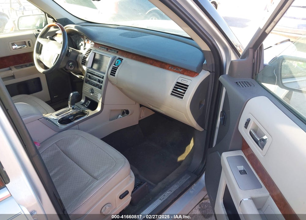 2010 FORD FLEX VIN: 2FMHK6DT3ABA32165