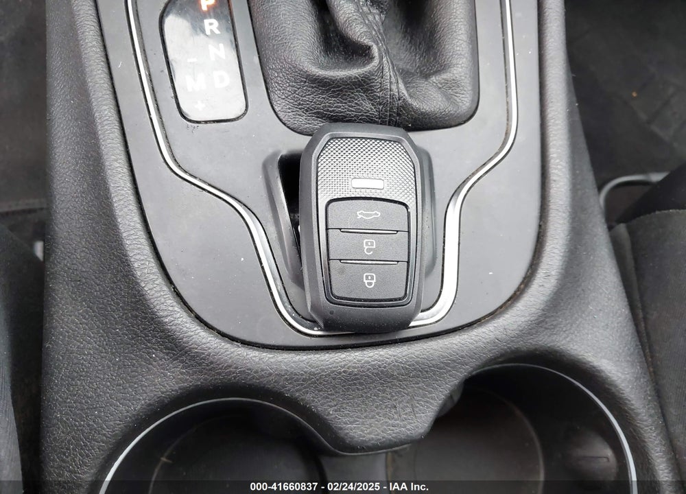 2019 JEEP CHEROKEE LATITUDE PLUS FWD VIN: 1C4PJLLB2KD132585