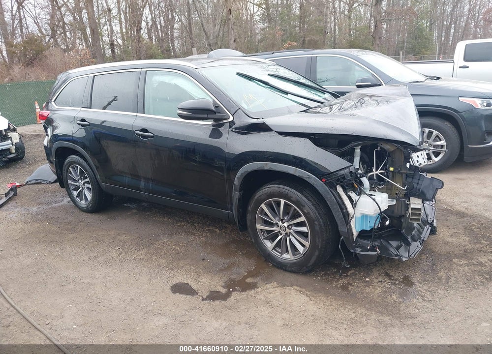 2019 TOYOTA HIGHLANDER XLE VIN: 5TDJZRFH3KS732604