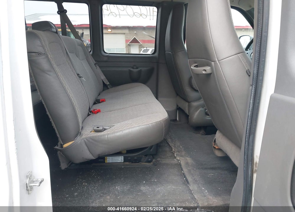 2016 CHEVROLET EXPRESS 2500 LT VIN: 1GAWGFFG8G1188745