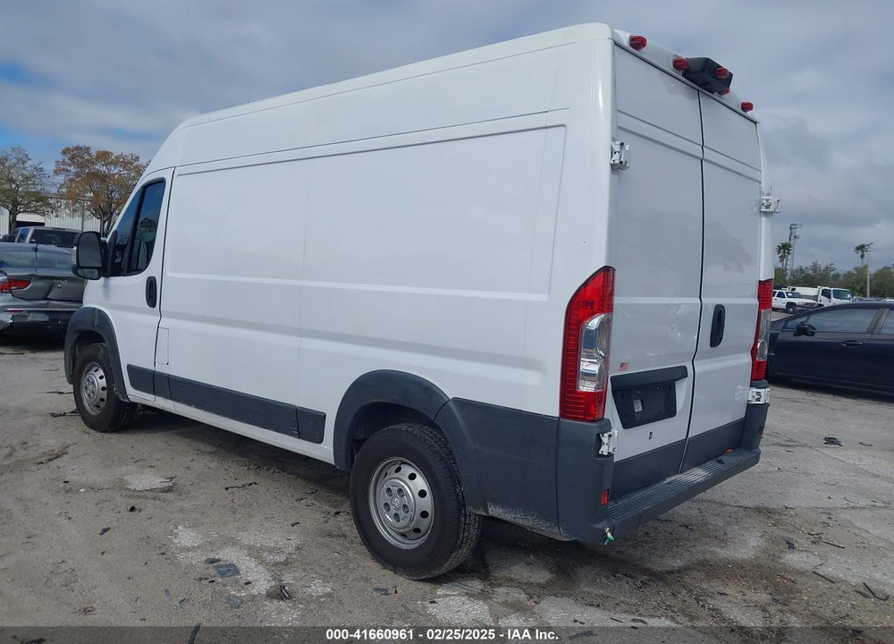 2018 RAM PROMASTER 2500 VIN: 3C6TRVCG3JE113109