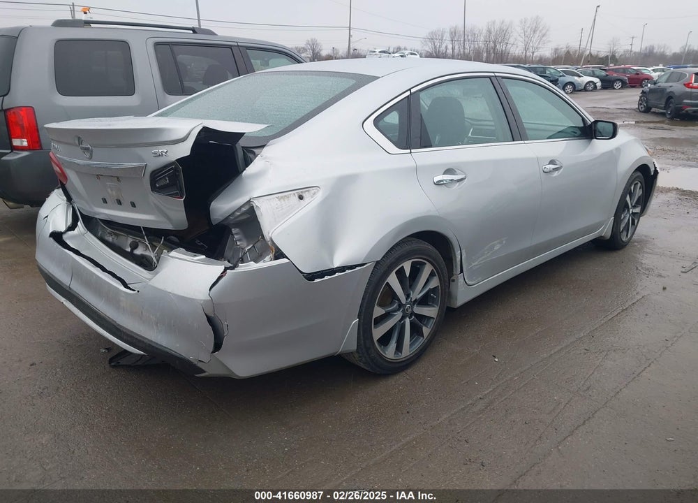 2017 NISSAN ALTIMA VIN: 1N4AL3AP9HN344570