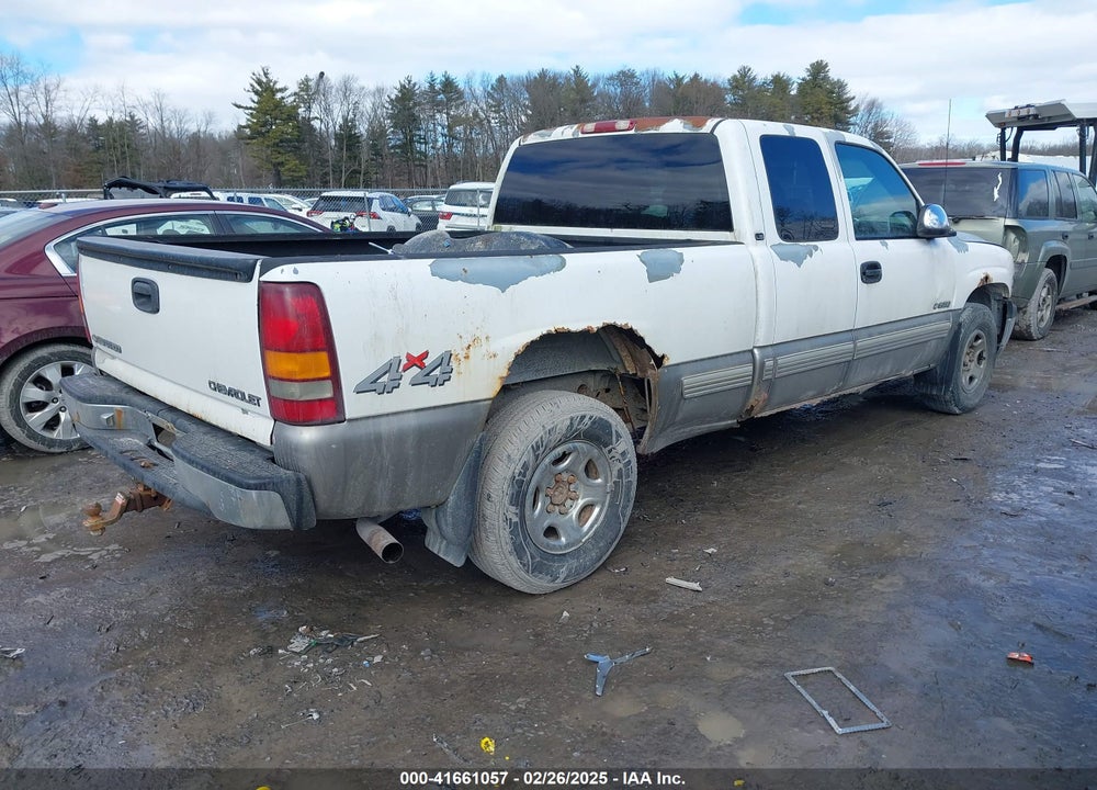2001 CHEVROLET SILVERADO 1500 LS VIN: 2GCEK19TX11103547