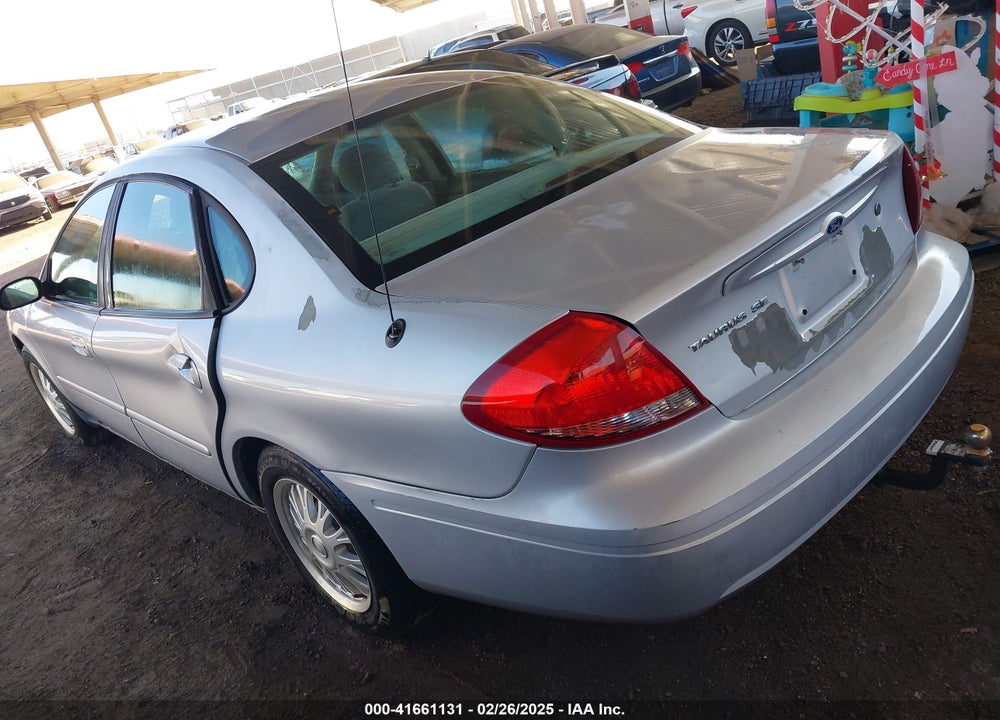 2005 FORD TAURUS SE VIN: 1FAFP53255A235470