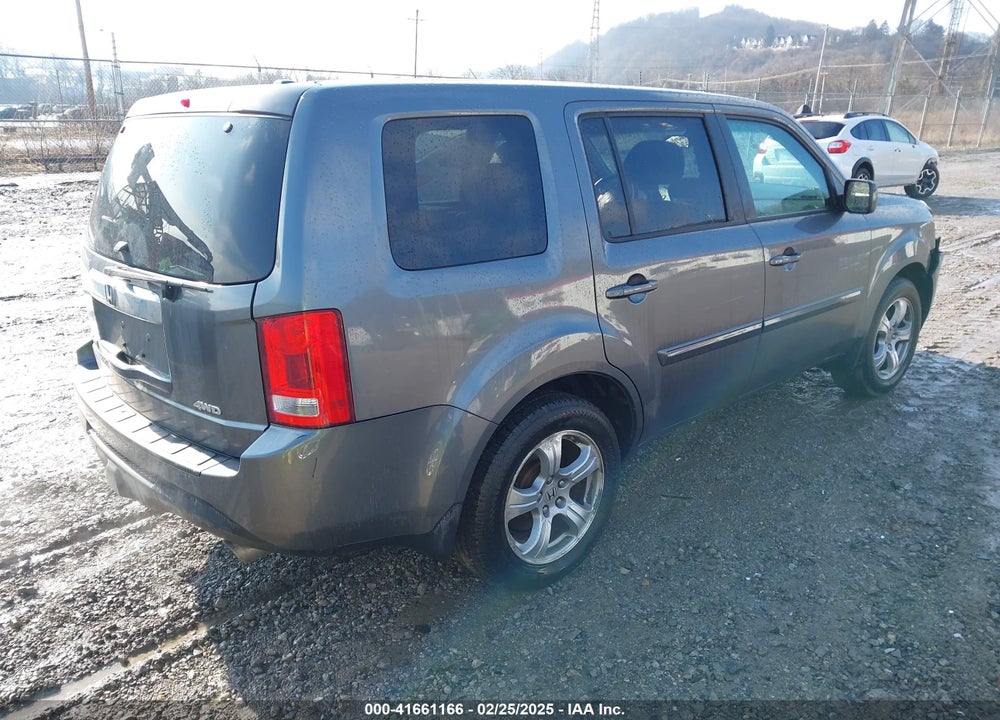 2013 HONDA PILOT VIN: 5FNYF4H67DB035594
