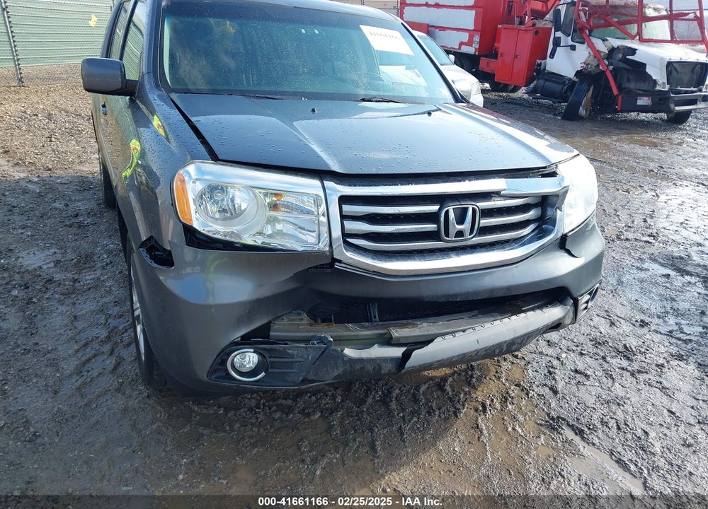2013 HONDA PILOT VIN: 5FNYF4H67DB035594