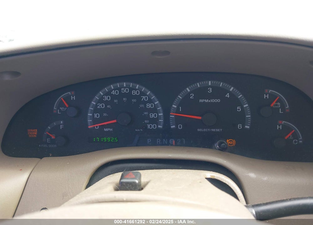 2003 FORD F-150 LARIAT/XLT VIN: 1FTRW08L23KD29117