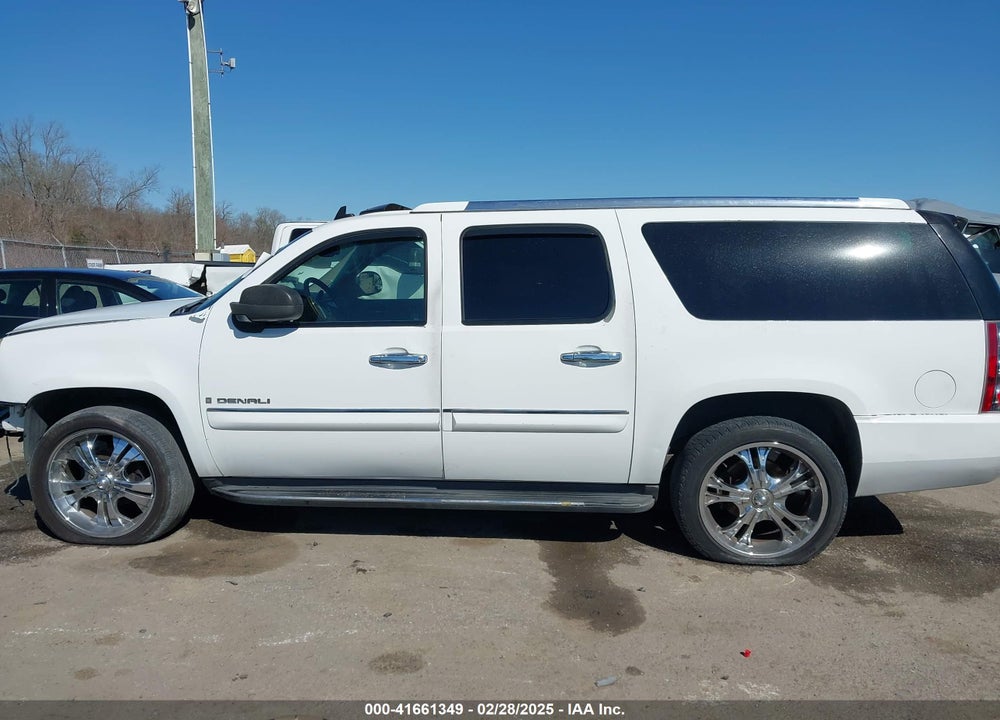 2008 GMC YUKON XL 1500 VIN: 1GKFK66828J189717