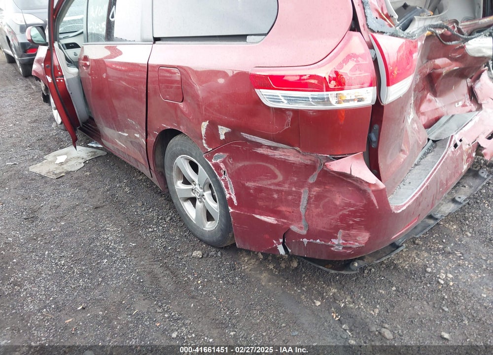 2013 TOYOTA SIENNA LE V6 8 PASSENGER VIN: 5TDKK3DC7DS295285