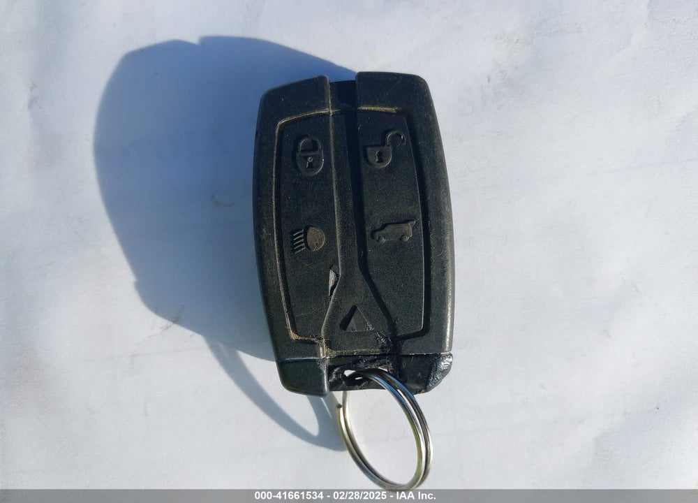 2008 LAND ROVER LR2 VIN: SALFR24N68H075759