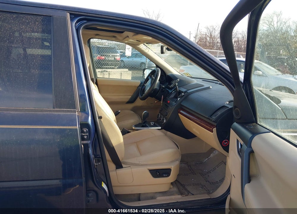 2008 LAND ROVER LR2 VIN: SALFR24N68H075759