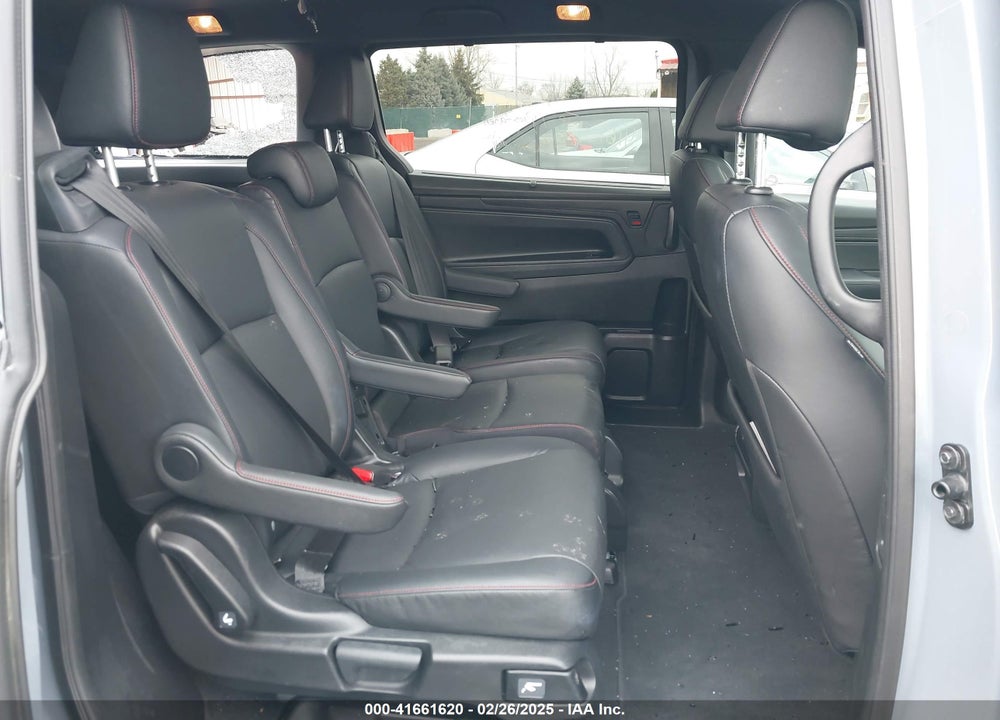 2024 HONDA ODYSSEY VIN: 5FNRL6H7XRB052642