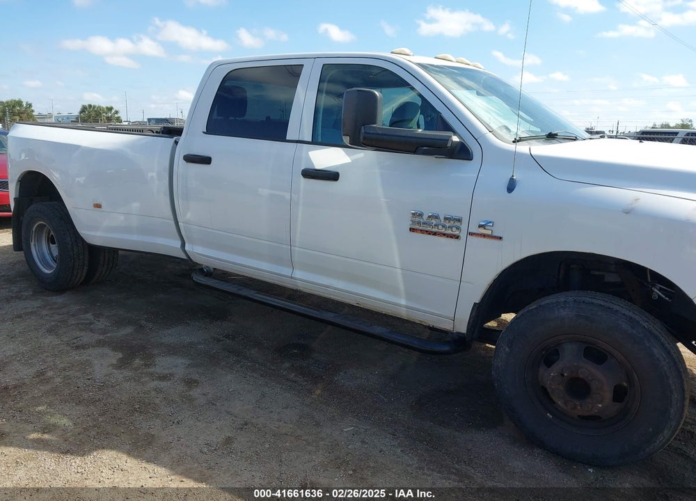 2013 RAM 3500 TRADESMAN VIN: 3C63RRGL1DG617729
