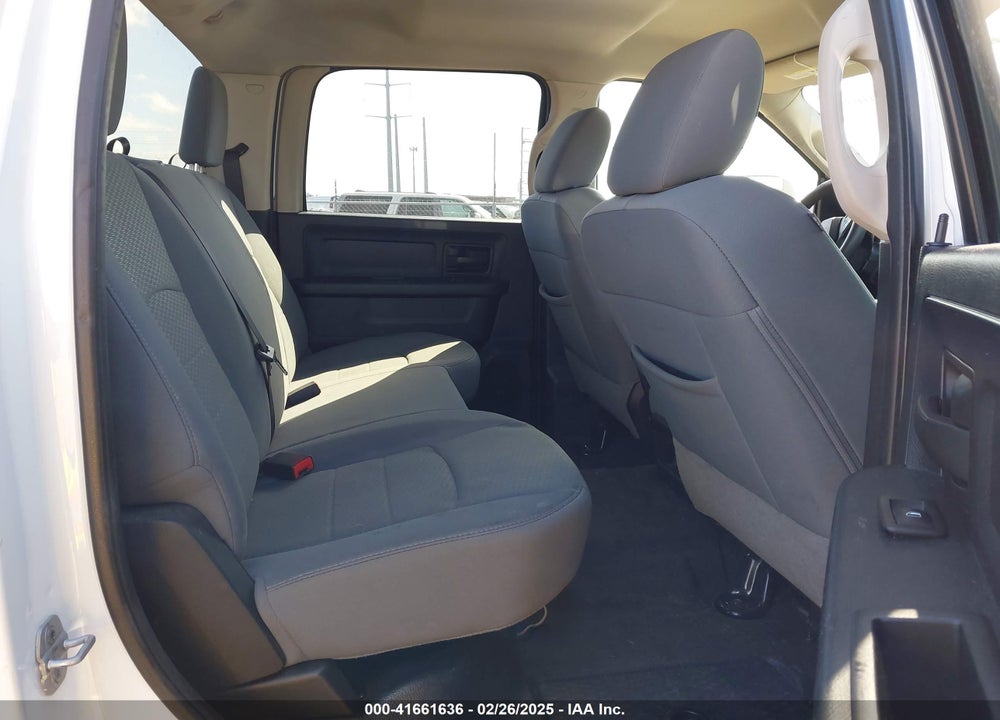 2013 RAM 3500 TRADESMAN VIN: 3C63RRGL1DG617729
