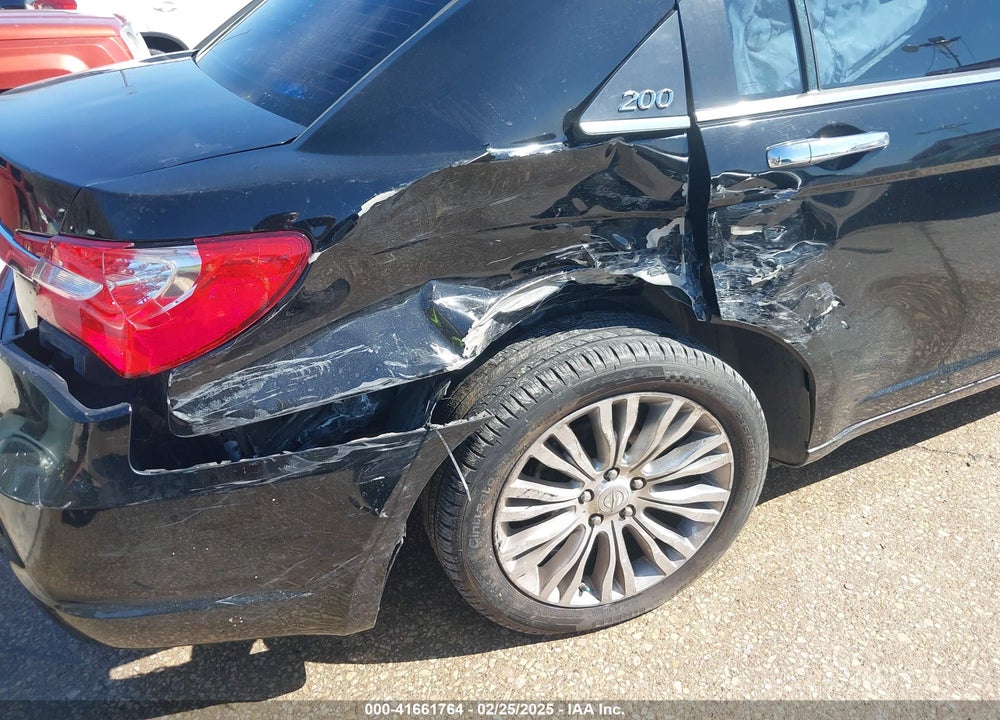 2012 CHRYSLER 200 VIN: 1C3CCBCB8CN188128