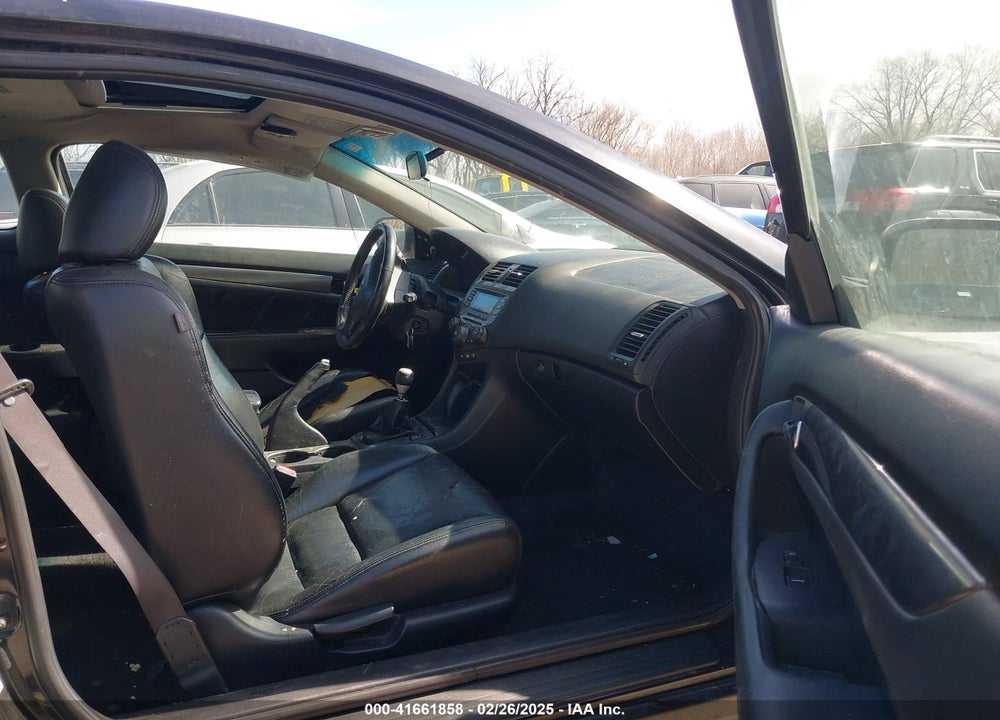 2004 HONDA ACCORD 3.0 EX VIN: 1HGCM816X4A020275