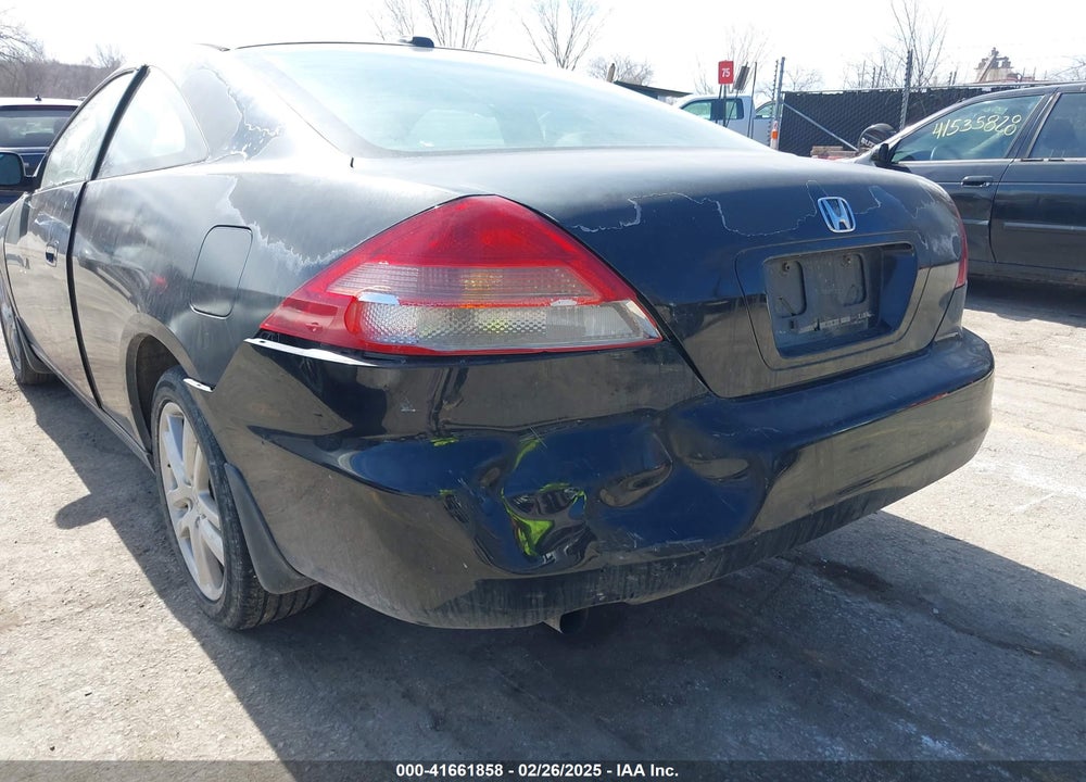 2004 HONDA ACCORD 3.0 EX VIN: 1HGCM816X4A020275