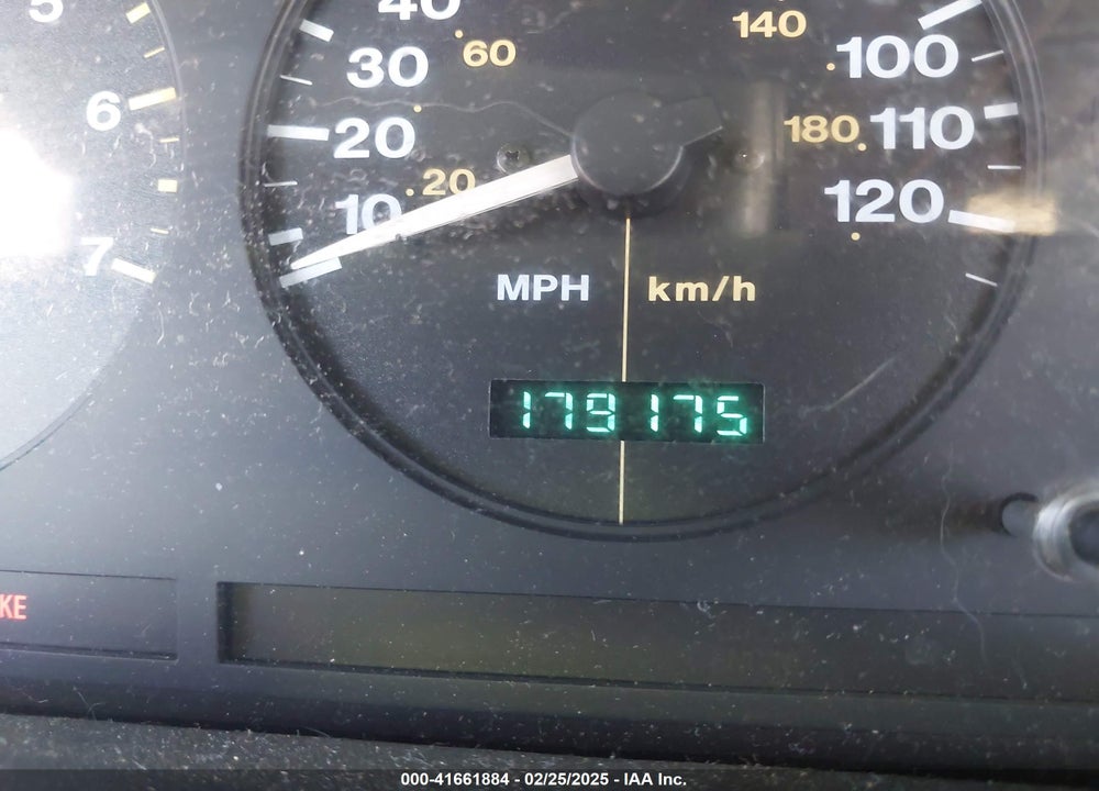 1996 JEEP GRAND CHEROKEE LAREDO VIN: 1J4GZ58S3TC345107