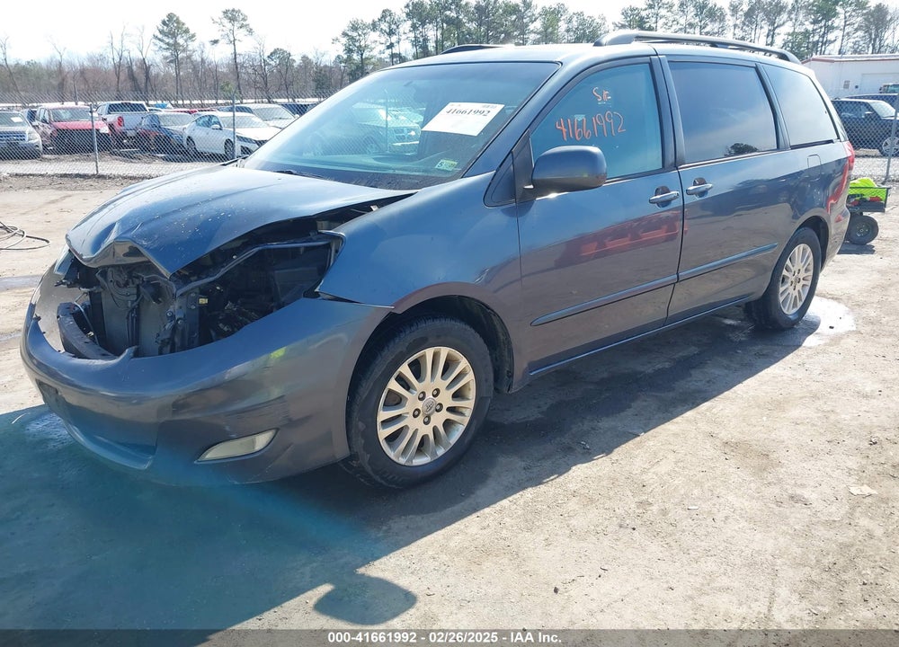 2008 TOYOTA SIENNA XLE VIN: 5TDZK22C98S152081