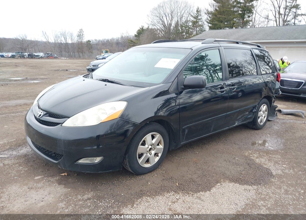 2008 TOYOTA SIENNA XLE VIN: 5TDZK22C58S168438