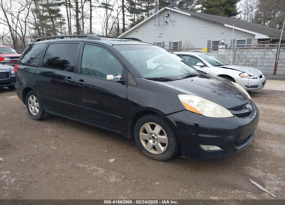 2008 TOYOTA SIENNA XLE VIN: 5TDZK22C58S168438