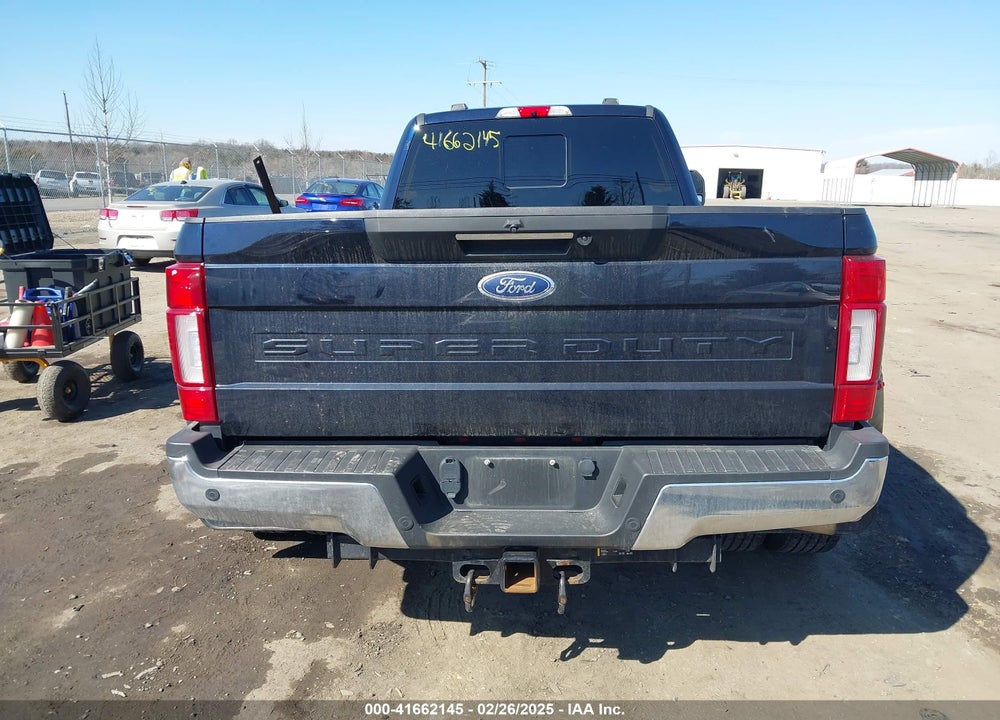 2022 FORD F-350 LARIAT VIN: 1FT8W3DTXNEC57801