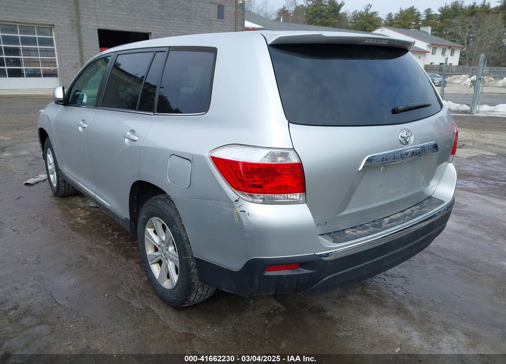 2013 TOYOTA HIGHLANDER VIN: 5TDBK3EH2DS259711