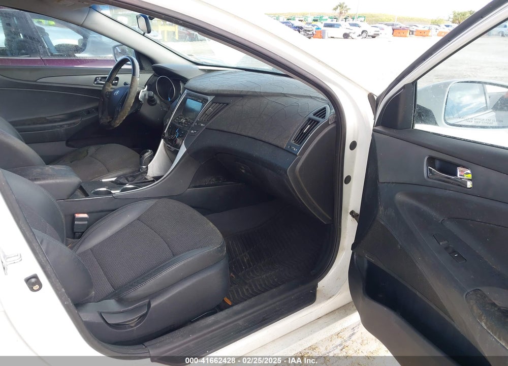 2011 HYUNDAI SONATA VIN: 5NPEC4AC3BH180349