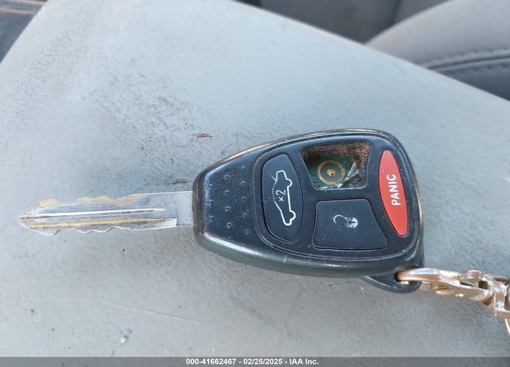 2007 CHRYSLER 300 VIN: 2C3KA43R57H634812