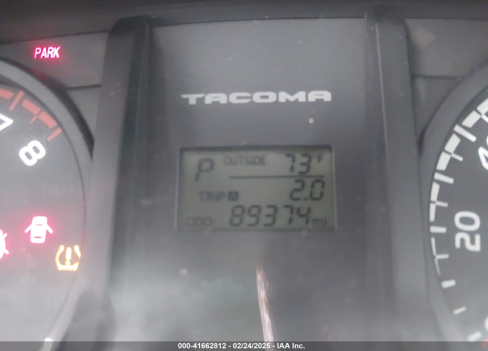 2016 TOYOTA TACOMA SR V6 VIN: 3TMCZ5AN2GM038797