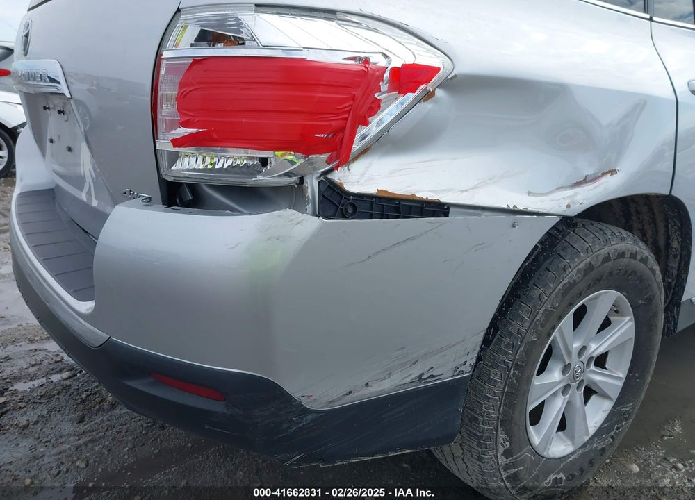 2013 TOYOTA HIGHLANDER VIN: 5TDBK3EH8DS232867